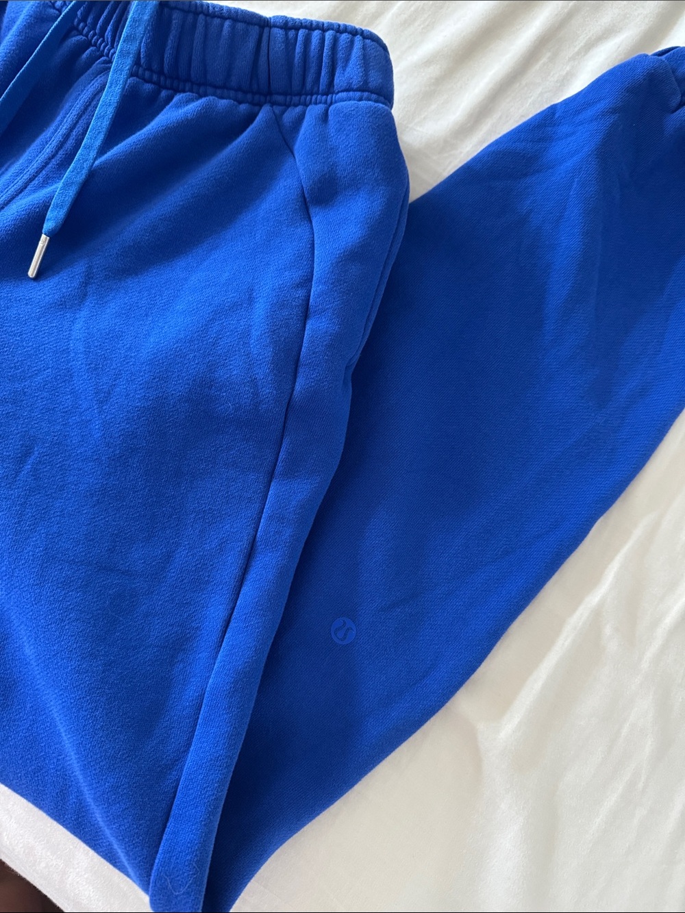 Lululemon Scuba Mid-Rise Jogger Size XXS - Picture 2 of 5